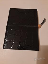 Taccuino quaderno in pelle nera a righe