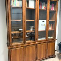 Armadio credenza a 4 ante con vetri