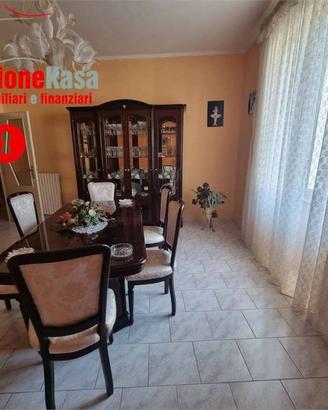 Casa indipendente di 160 m² con 3 locali a Marzano