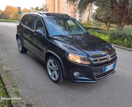 Volkswagen Tiguan 2.0 TDI 177 CV 4MOTION DSG R-Lin