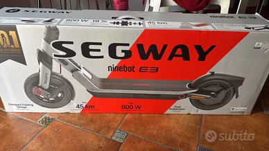 Monopattino elettrico Ninebot E3