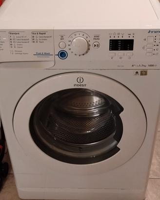 Lavatrice Indesit 7 kg 1000 giri classe A++