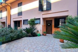 4 LOCALI A SEGNI