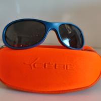 occhiali da sole sportivi