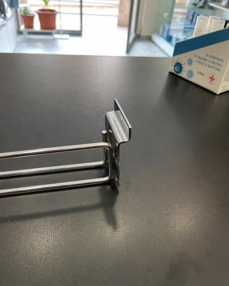 30 Ganci in alluminio per pannelli dogati