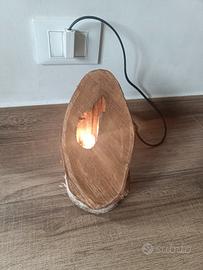 lampada in legno di betulla