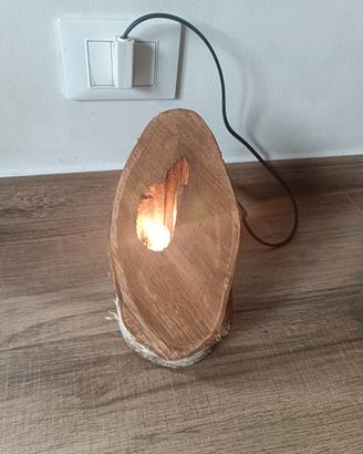 lampada in legno di betulla