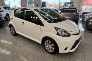 TOYOTA Aygo 1.0 12V VVT-i 5 porte Active Connect
