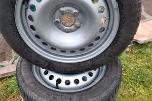 205/55/16 michelin invernali con cerchi 