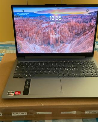 Lenovo Ideapad slim 3 16GB Ram 512GB SSD