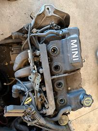 Motore Mini 1,6benz 85kw