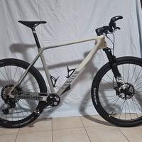 MTB Canyon Exceed CF7 XL 2023