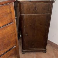 Coppia comodini antichi