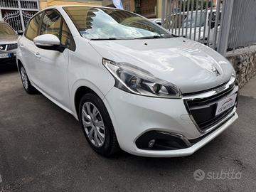 Peugeot 208 BlueHDi 75 5 porte Allure