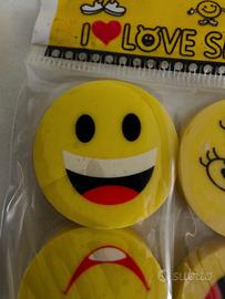 15 confezioni di gommine Smile, totale 60 pezzi