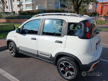 Panda Cross Hibrid 2022