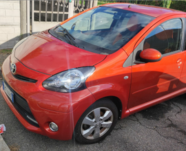 Toyota aygo 1.0 benzina X neopatentati