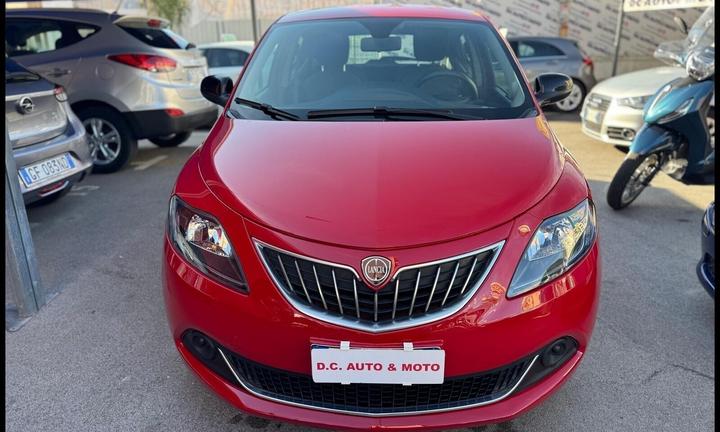 Lancia Ypsilon 1.0 Fire 69CV..Hybrid Ecochic.2022