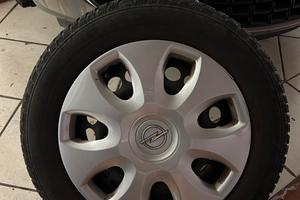 Cerchi con gomme opel corsa d