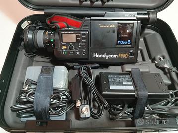 Videocamera Sony completa di valigetta Da Revision