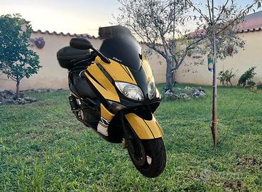 Yamaha Tmax 500