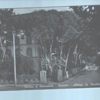 Antica cartolina con francobollo anni '60