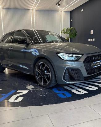 Audi A1 Sportback 30 1.0 tfsi Identity Black 116cv