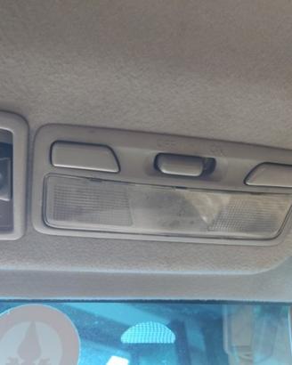 Plafoniera anteriore MITSUBISHI PAJERO del 2003
