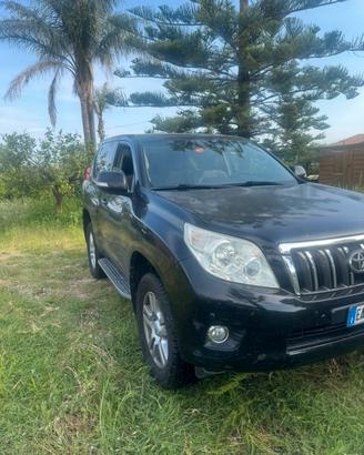 Toyota Land Cruiser 150