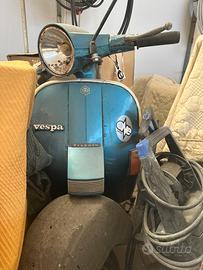 Vespa Arcobaleno