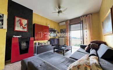 RIF. 572 - VILLA BIFAMILIARE CON DUE BOX, DUE CANT