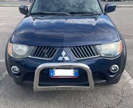 L200 2009