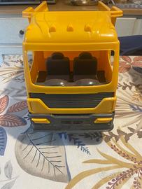 Camion giallo