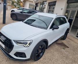 Audi Q3 35 TDI S tronic Business Advanced