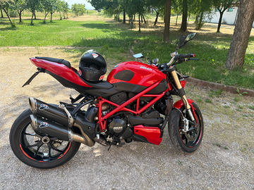 Ducati streetfighter848