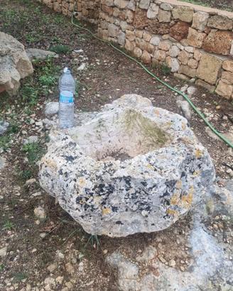 PILA O VASO  IN PIETRA