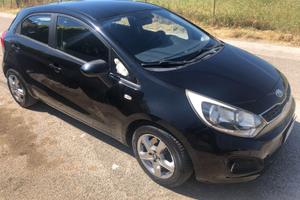 KIA RIO 2012 - 130.000km