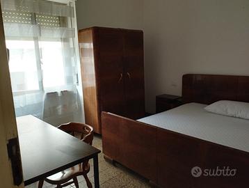Camera singola via Dante