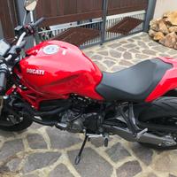 Ducati Monster 821  06/2020