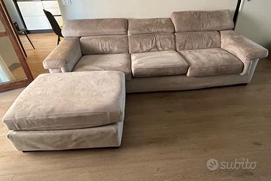 Divano 4 posti maxi con chaise longue / pouf stacc