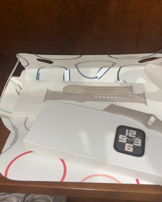 Apple Watch SE (2nd gen) 40mm