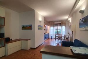 Appartamento di 100 m² con 4 locali a Massa