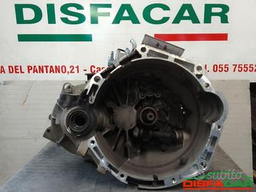 CAMBIO Kia Rio 4 SERIE 5te3