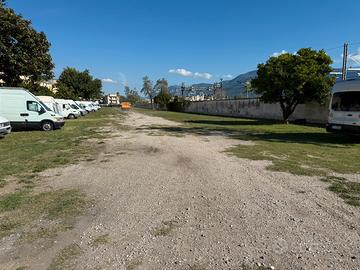 Parcheggio invernale per gommoni e barche