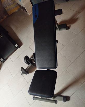 panca più pesi 