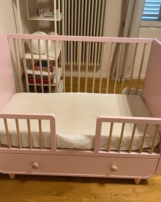 Lettino bambina a sbarre e materasso