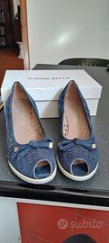 Scarpe donna in nappa blu. misura 42.