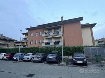 Box / Garage di 15 m² a Desio