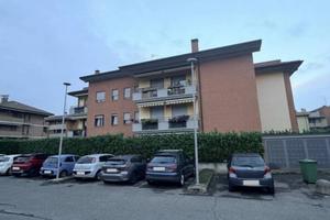 Box / Garage di 15 m² a Desio