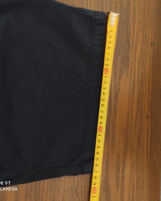 bermuda Carhartt blu scuro  modello  Johnson shor